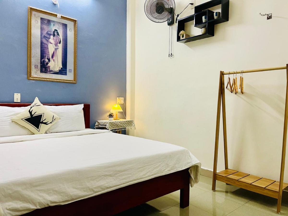 Eva Hotel Hue Exterior photo