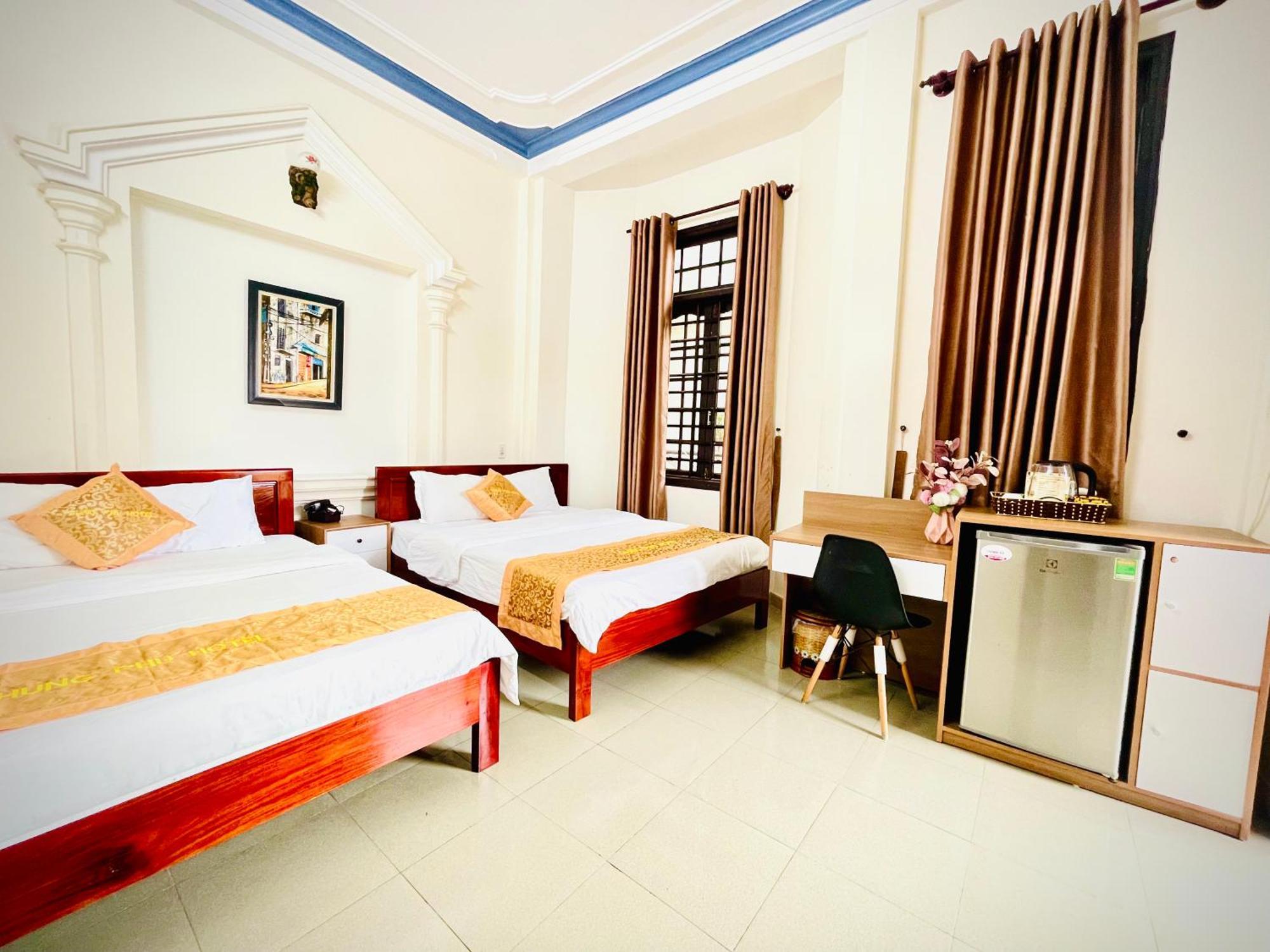 Eva Hotel Hue Exterior photo